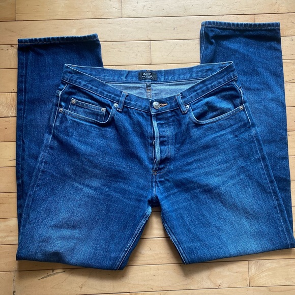 A.P.C. Other - APC New Standard Size 32